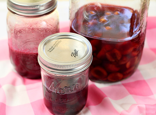 cherries-brandy-syrup-maraschino