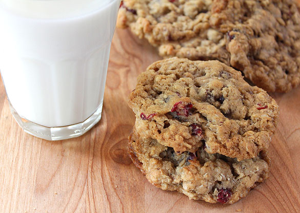 Crash Cookies from Dorie Greenspan - Oatmeal Craisin Cookies