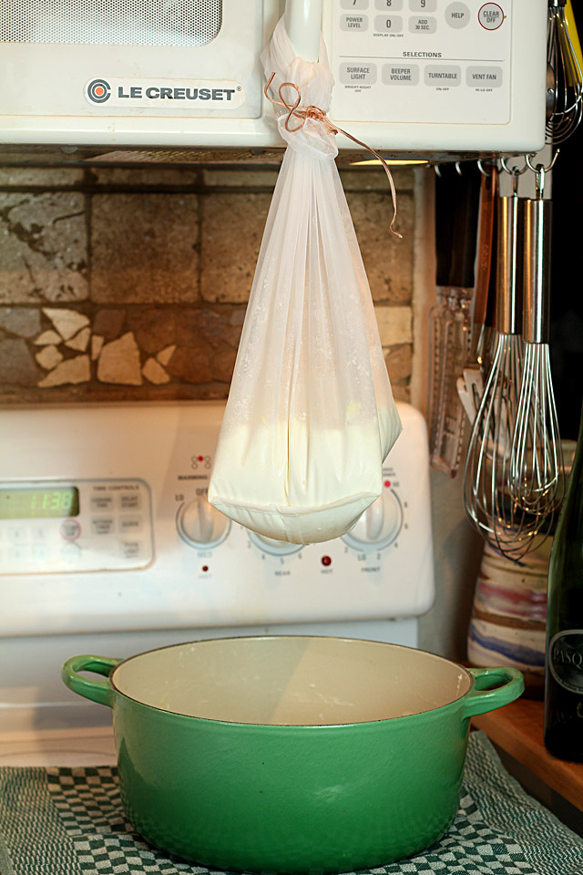 goat-cheese-draining