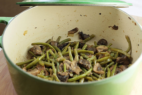 green-beans-le-creuset